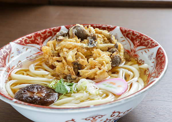 きのこのかき揚げうどん